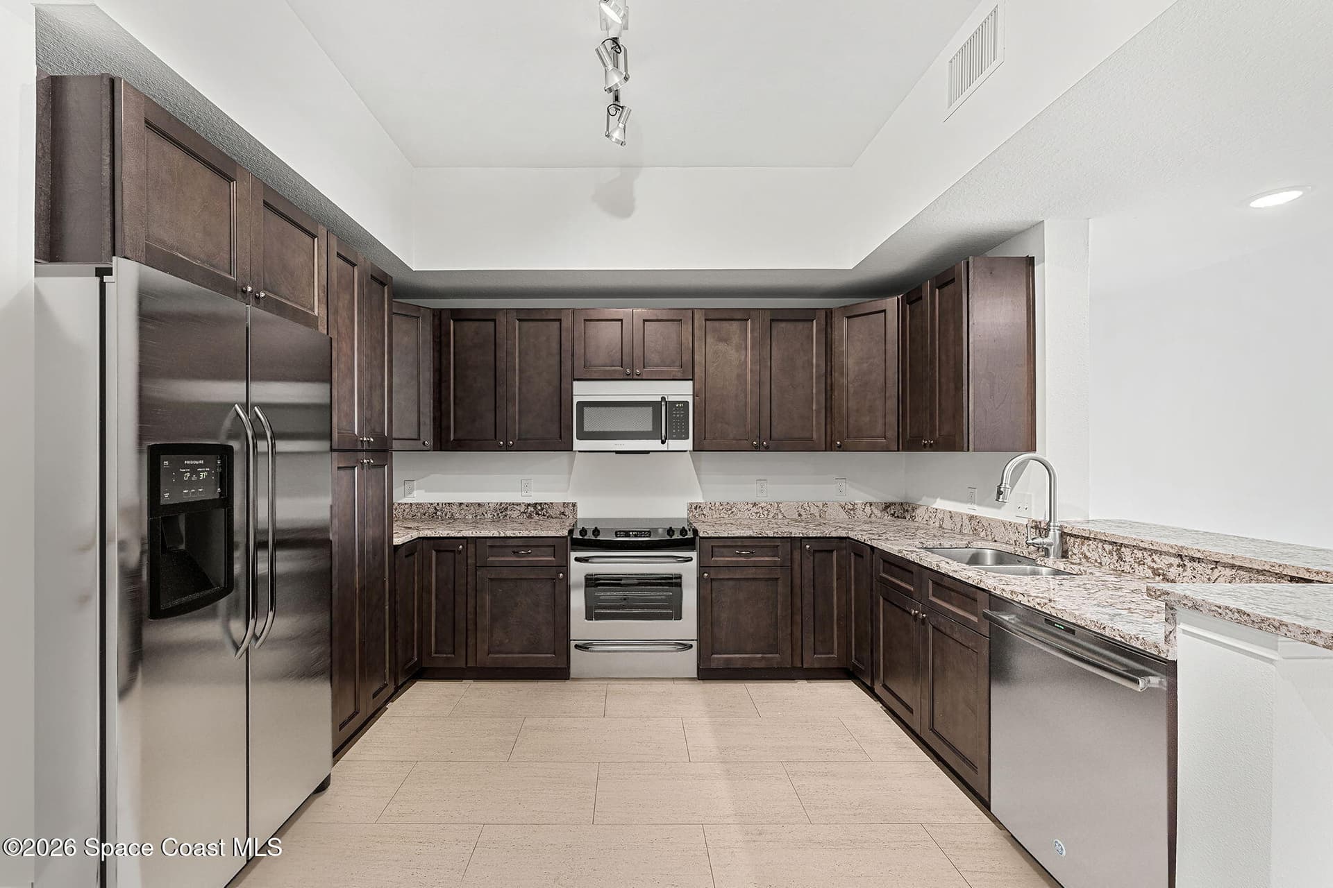 735 Pilot Lane 1011 photo 16
