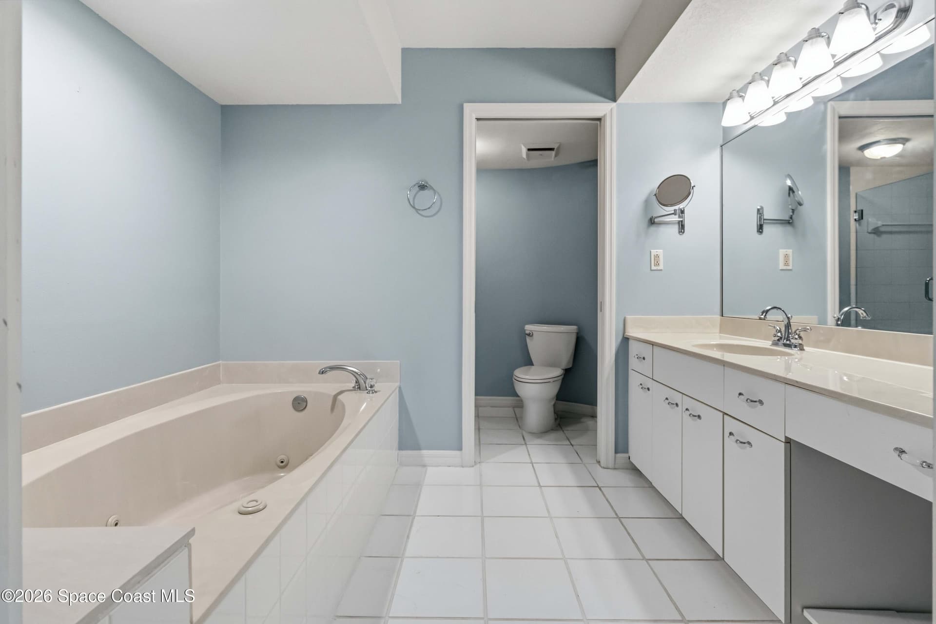 215 Ballyshannon Street C401 photo 21