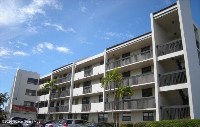 113 Lake Emerald Drive 305 photo 1