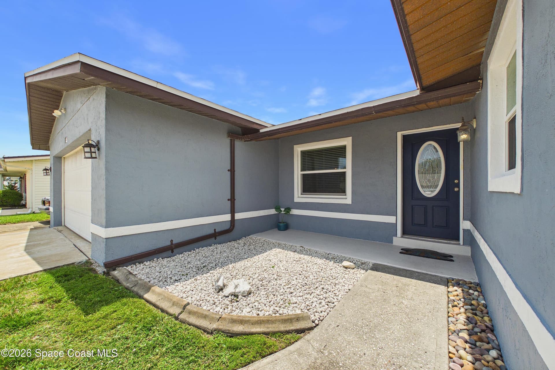 1545 W Coral Court photo 5