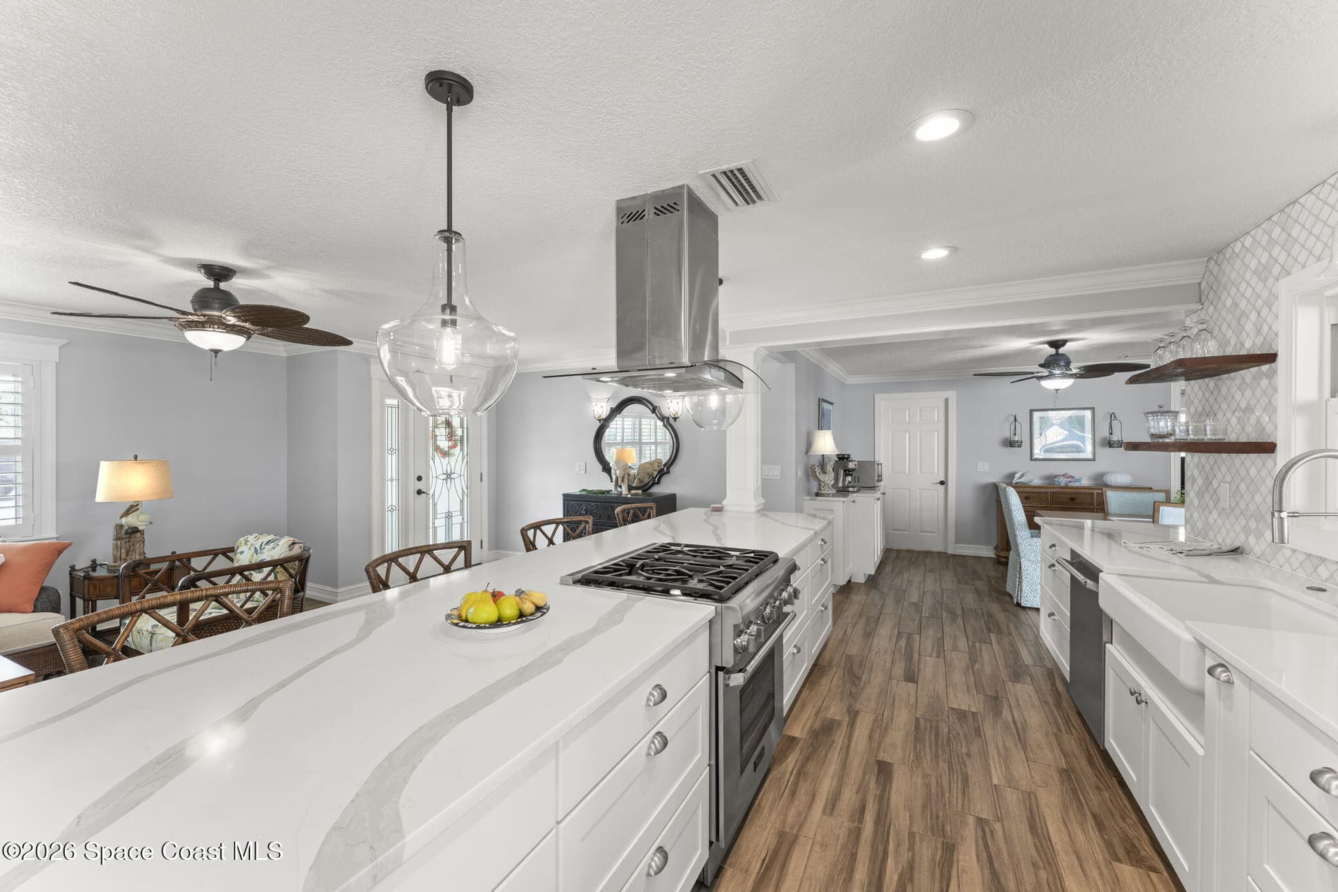 380 Orion Court photo 3