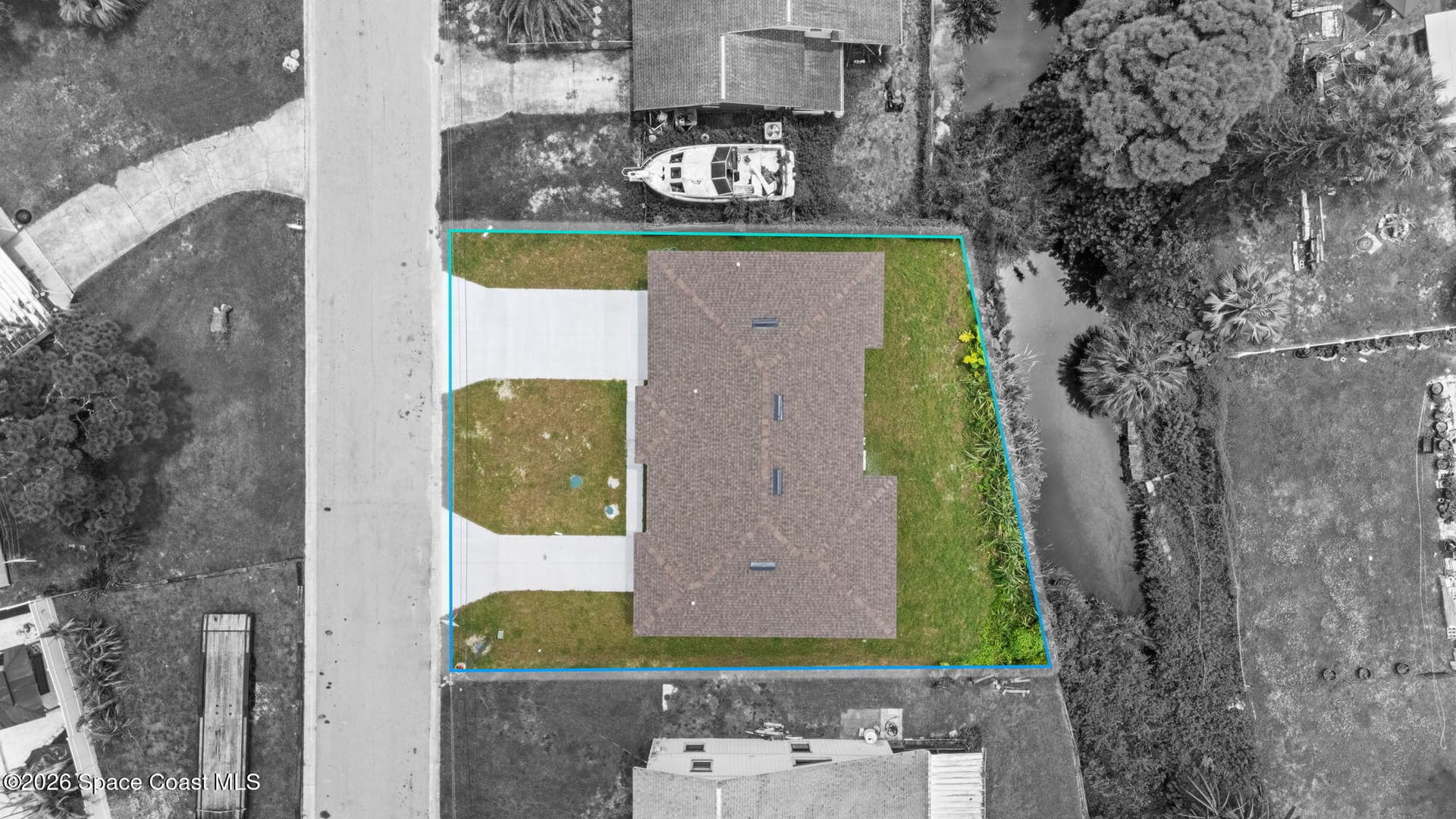 1121 River Drive NE photo 20