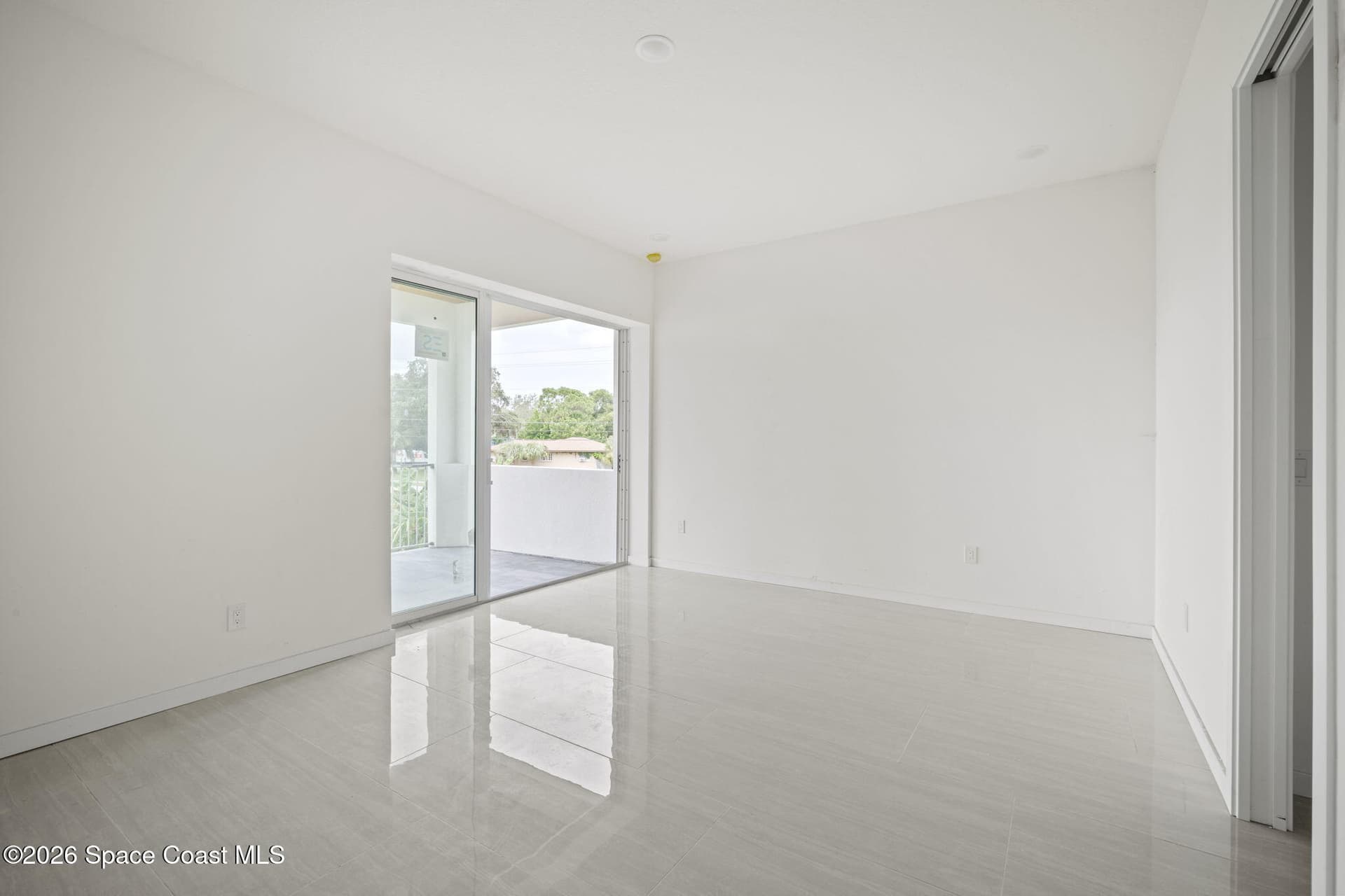 1121 River Drive NE photo 12