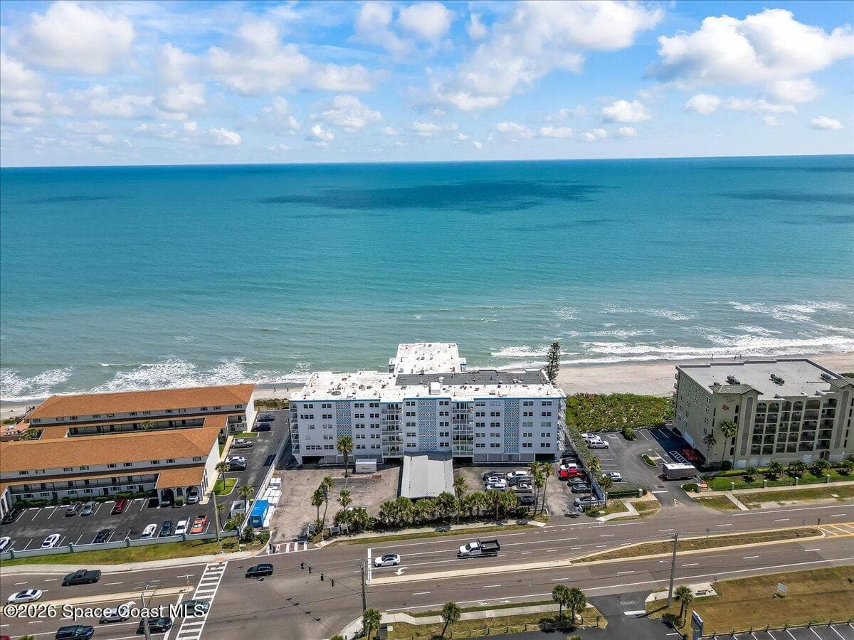 205 Highway A1a 302 photo 3
