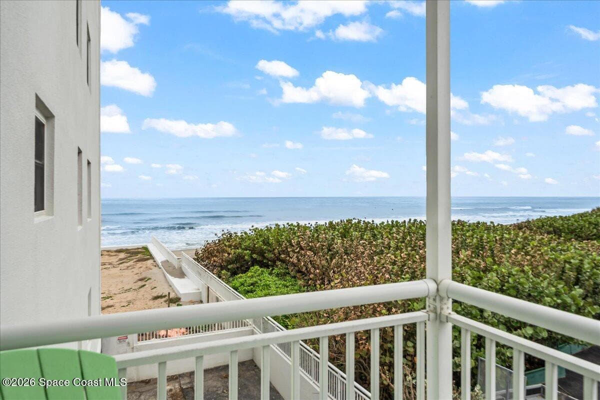 205 Highway A1a 302 photo 17