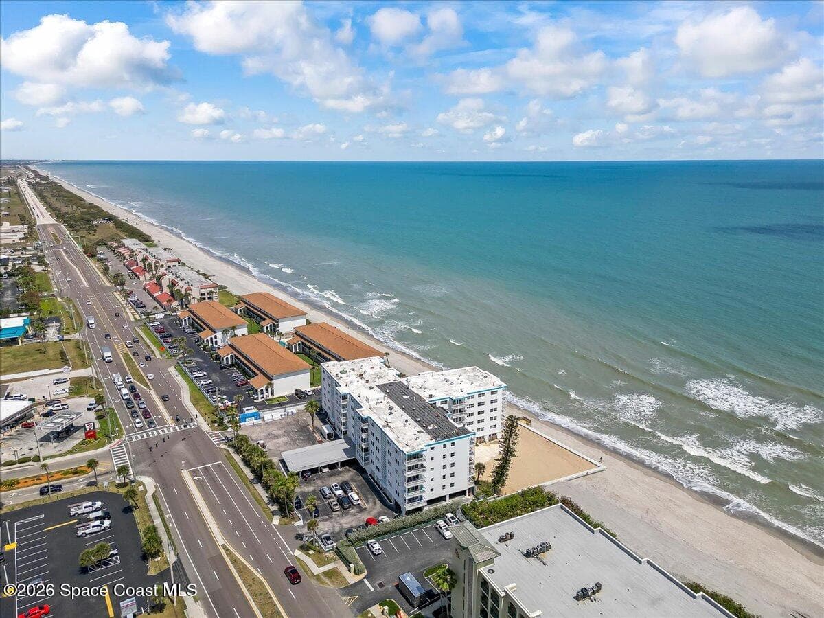 205 Highway A1a 302 photo 21