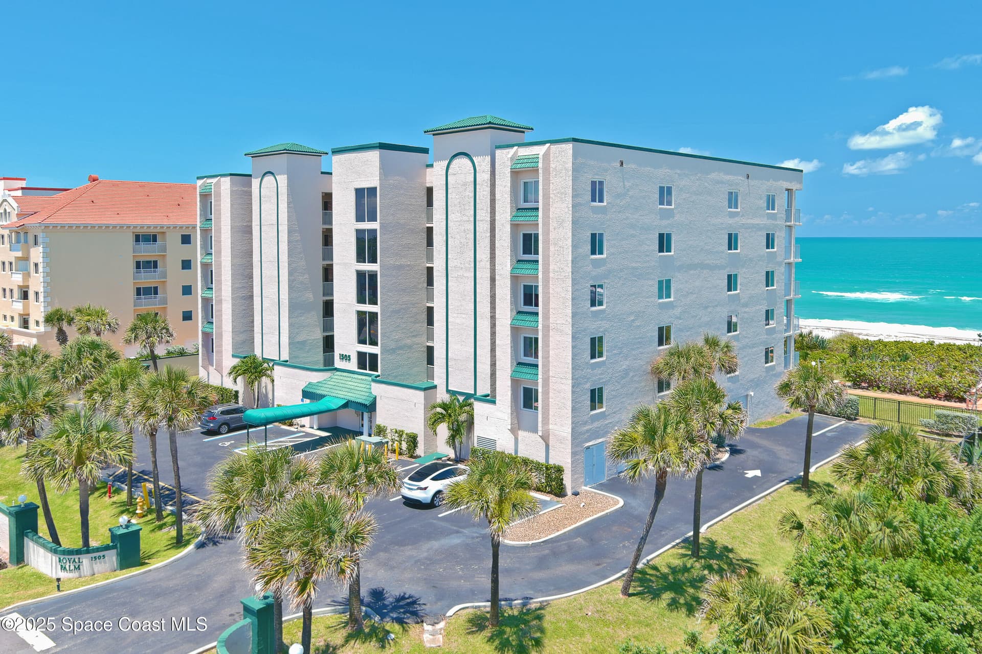 1505 N Highway A1a 502 photo 3