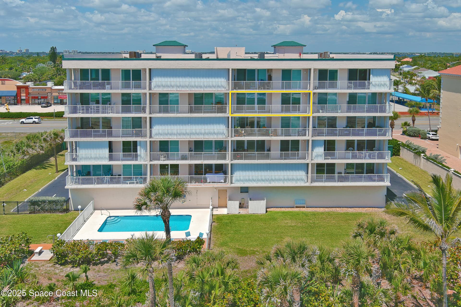 1505 N Highway A1a 502 photo 8