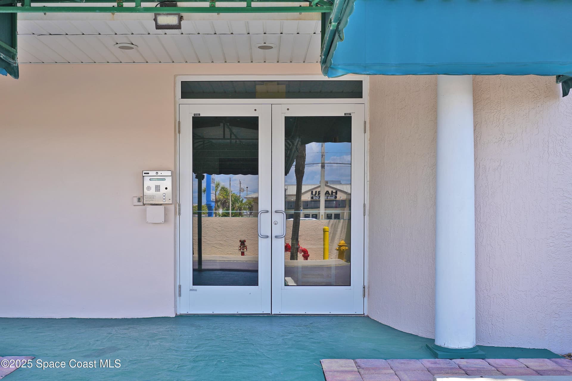1505 N Highway A1a 502 photo 18