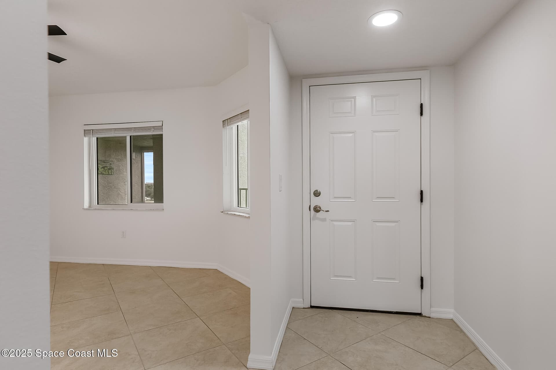 1505 N Highway A1a 502 photo 21