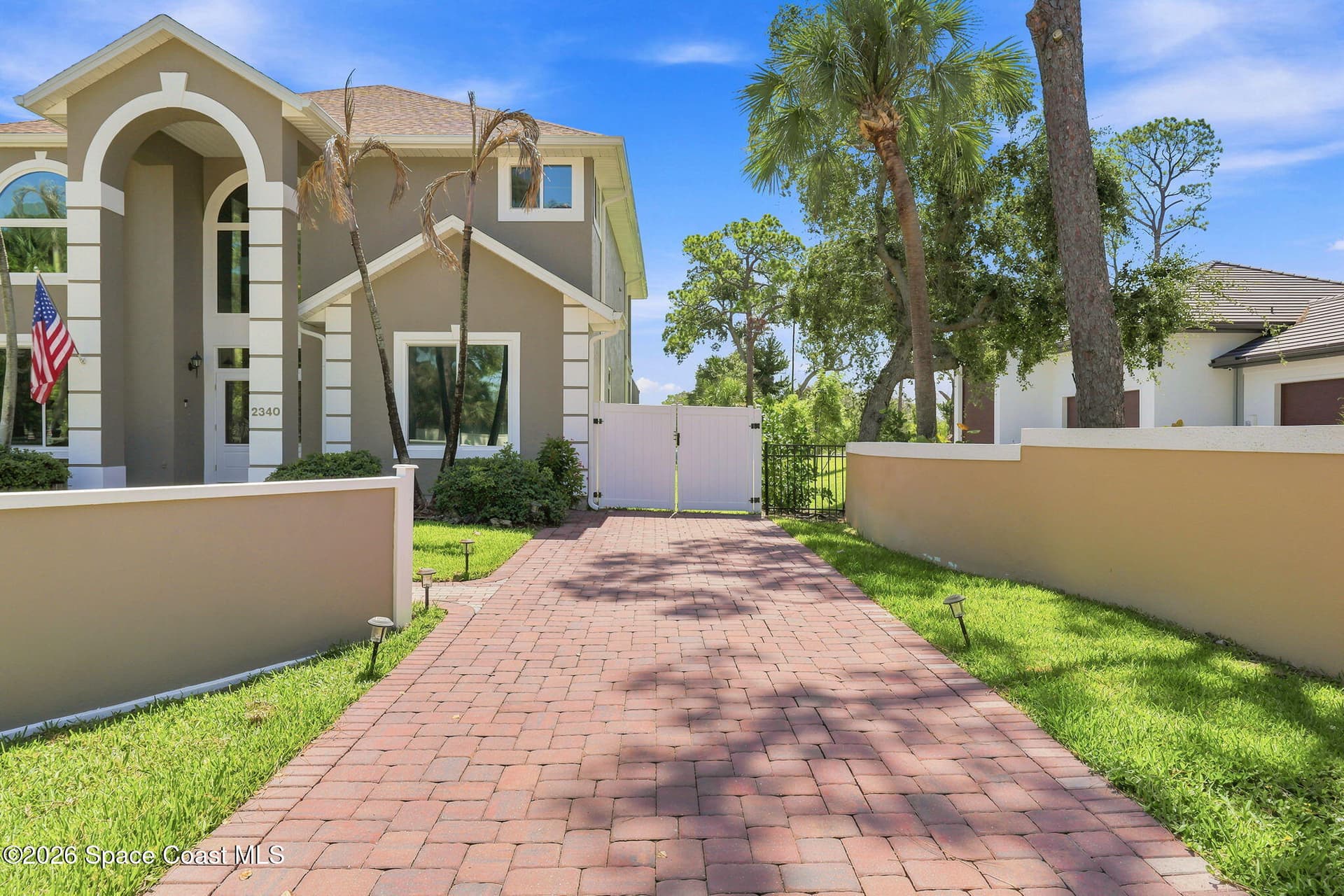 2340 Newfound Harbor Drive W photo 8