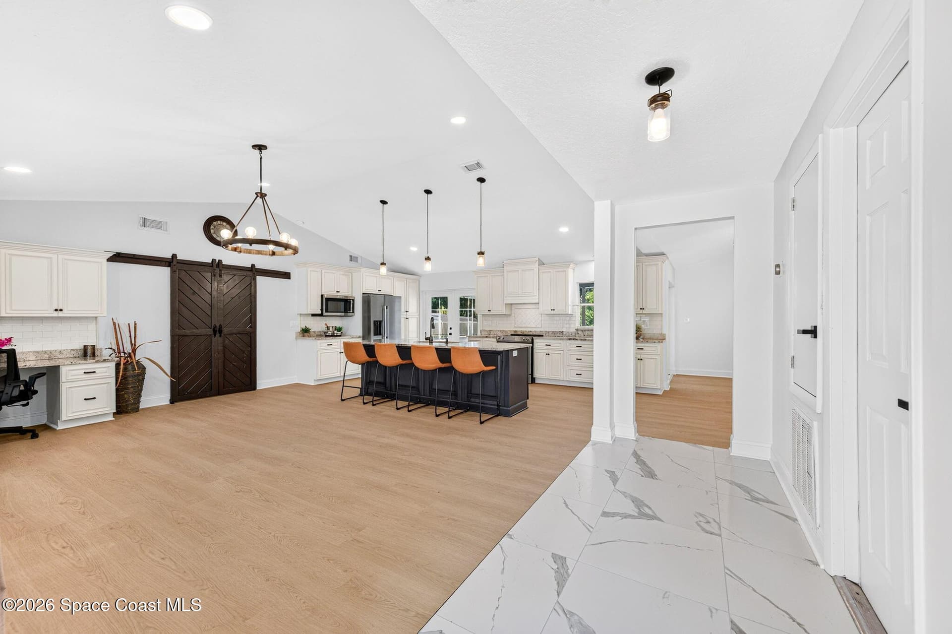 2860 Raintree Lake Circle S photo 7
