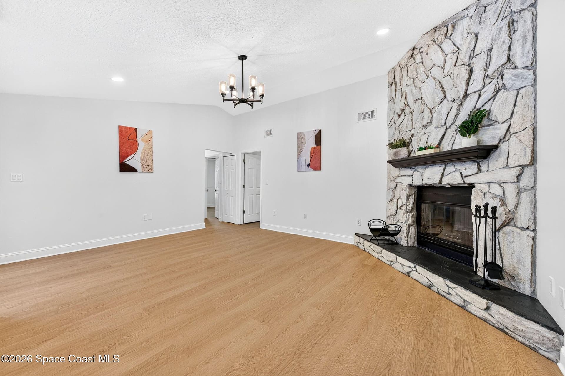 2860 Raintree Lake Circle S photo 20