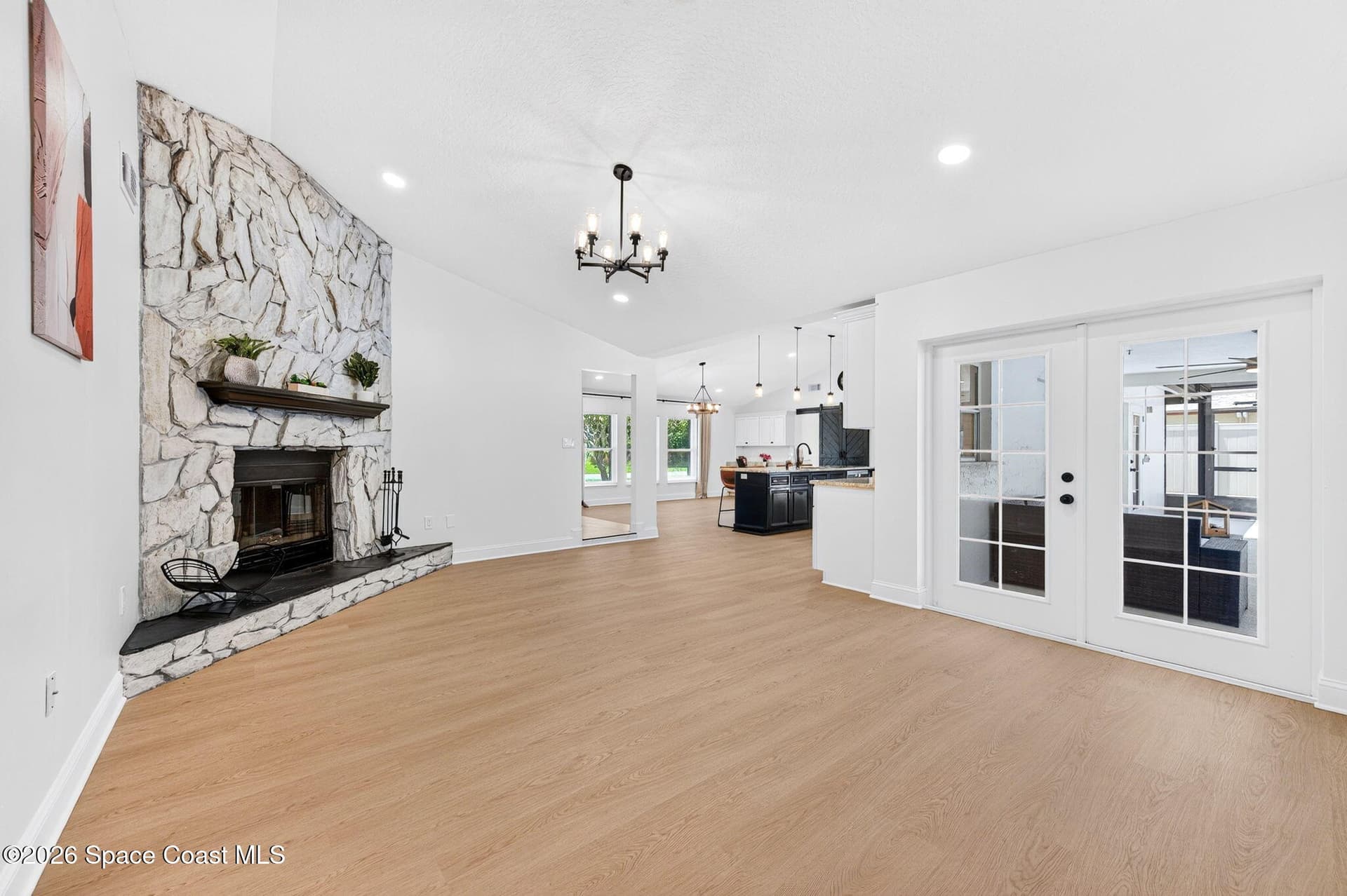 2860 Raintree Lake Circle S photo 21