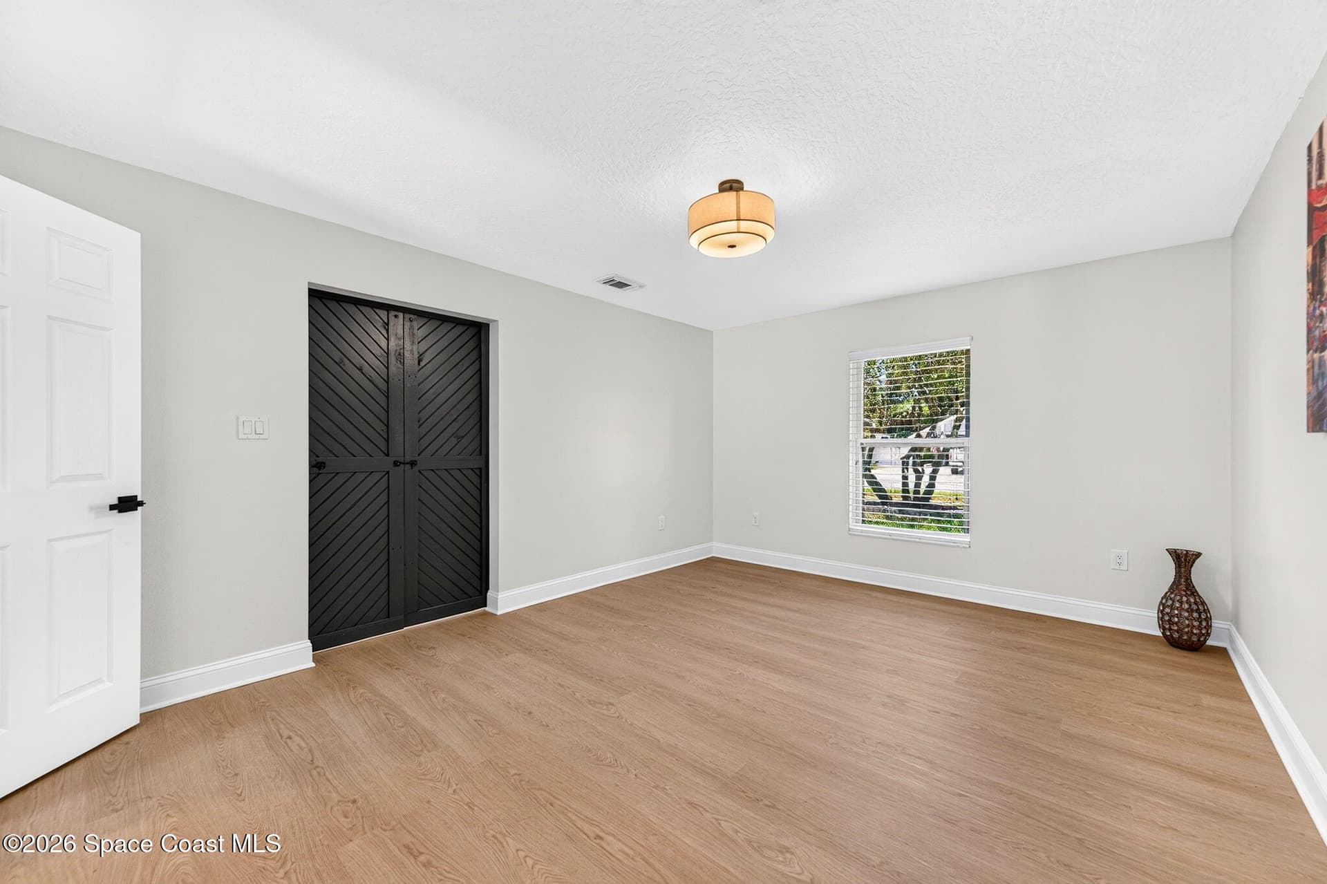 2860 Raintree Lake Circle S photo 25