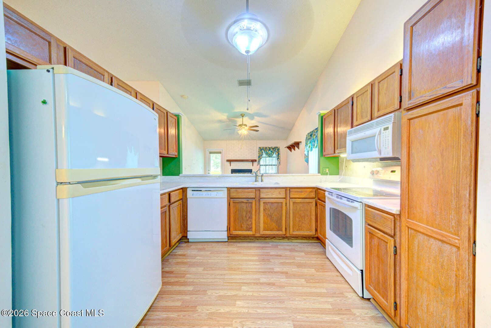1607 Clover Circle photo 11