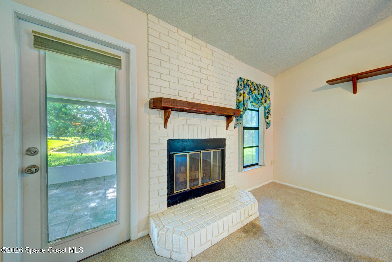 1607 Clover Circle photo 16