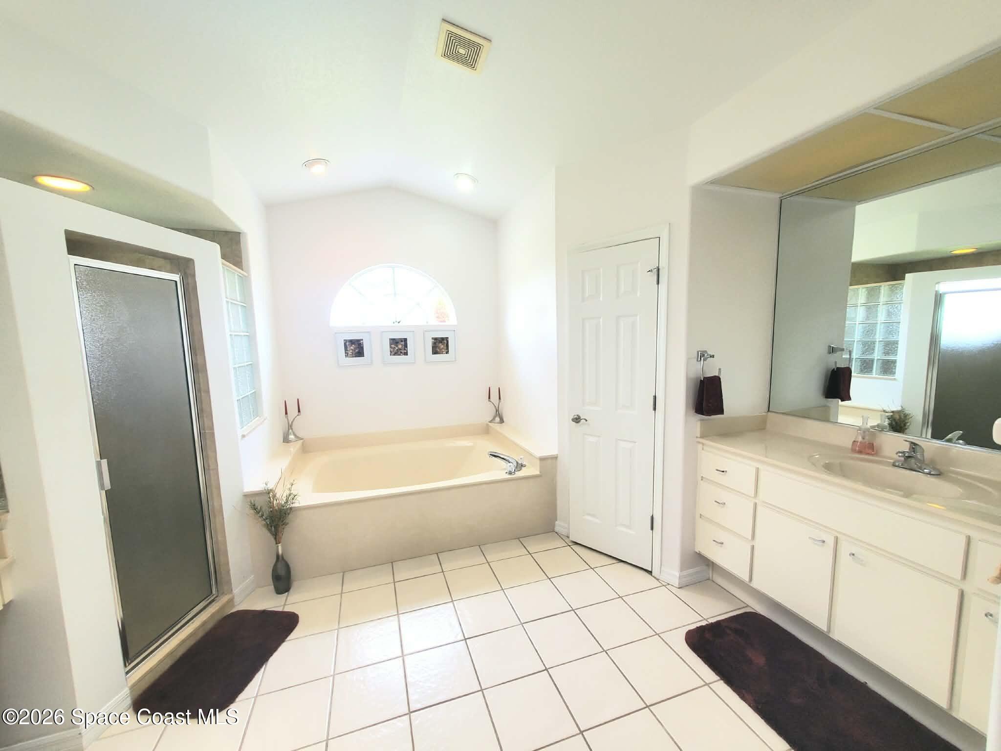 1004 Heatherwood Way photo 10