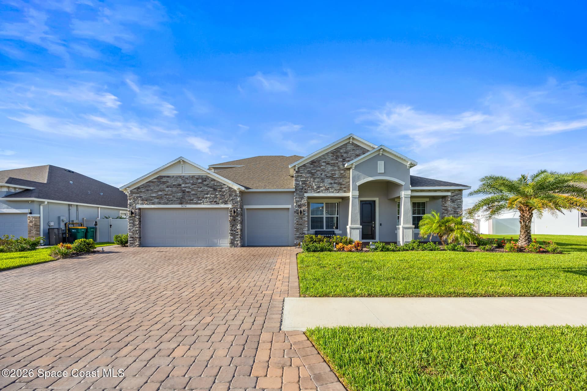 1454 Omega Lane photo 1