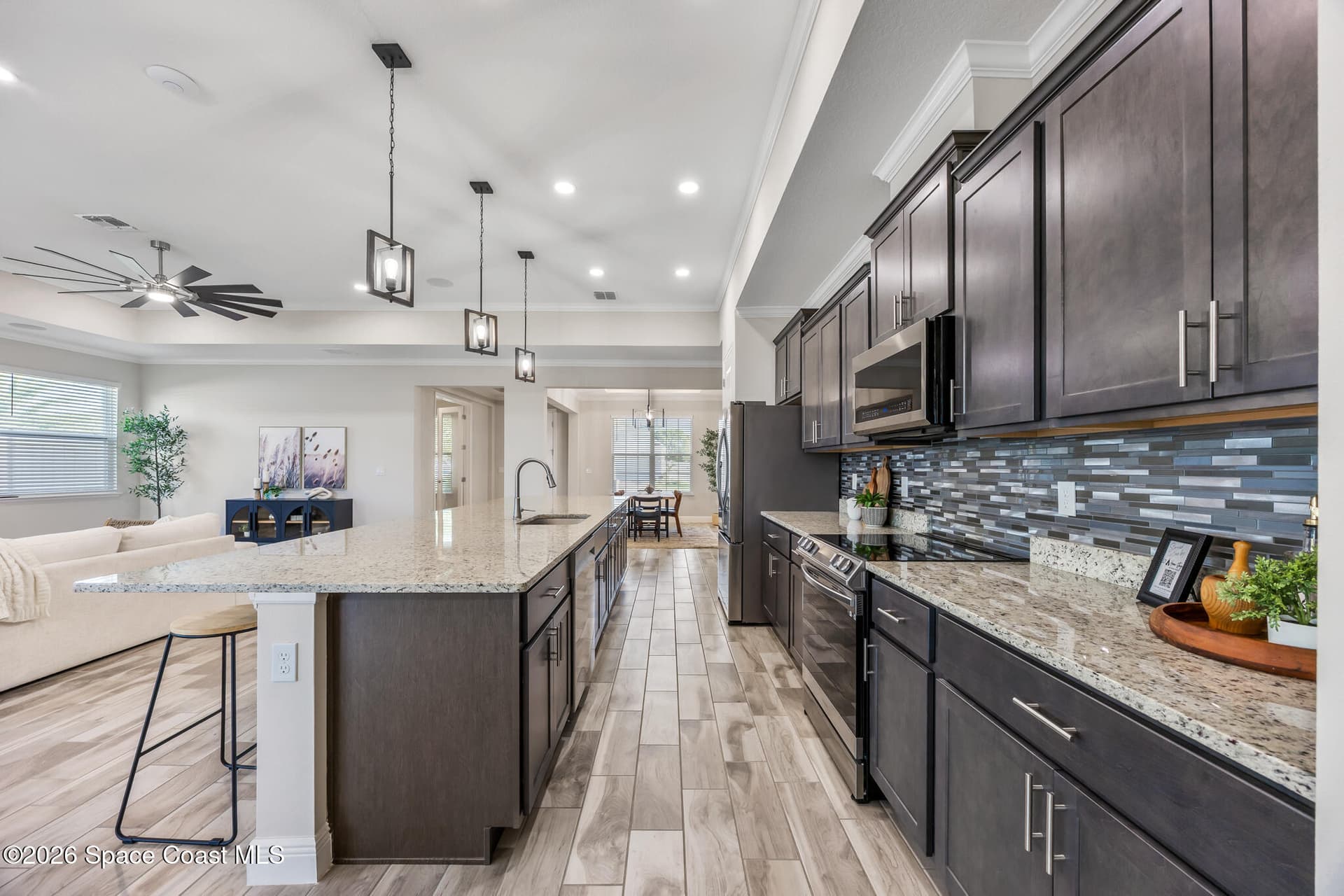 1454 Omega Lane photo 14