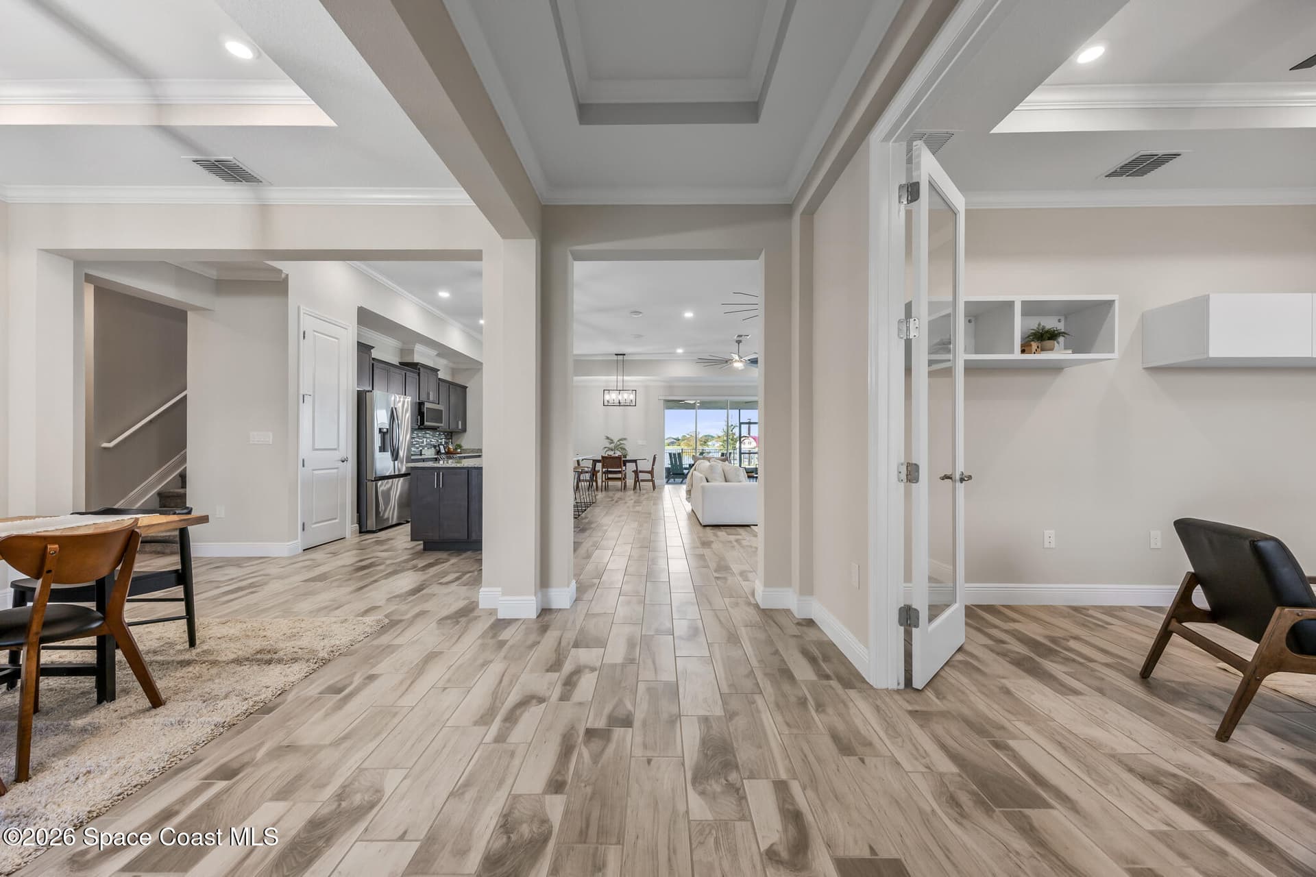 1454 Omega Lane photo 5