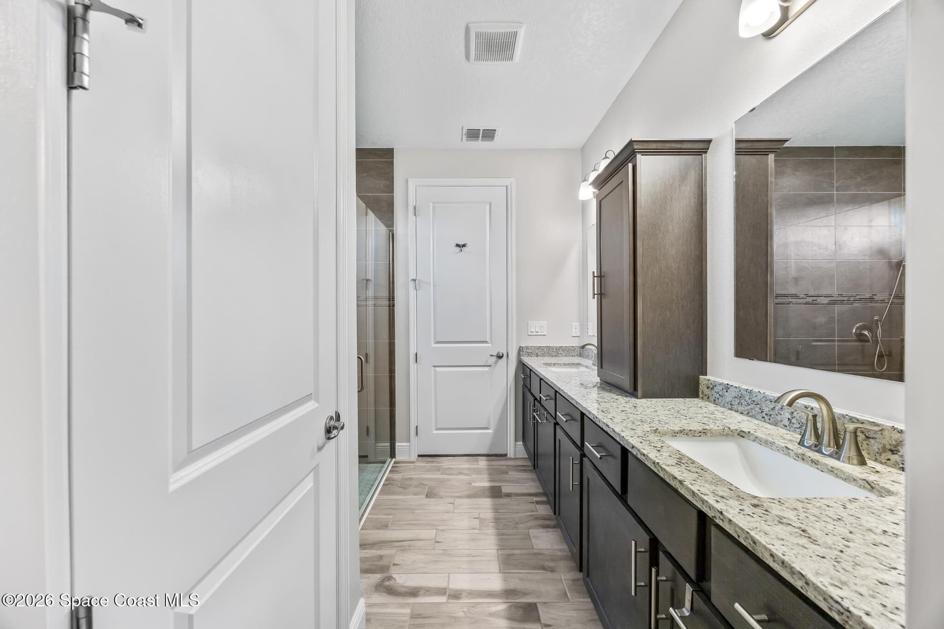 1454 Omega Lane photo 24