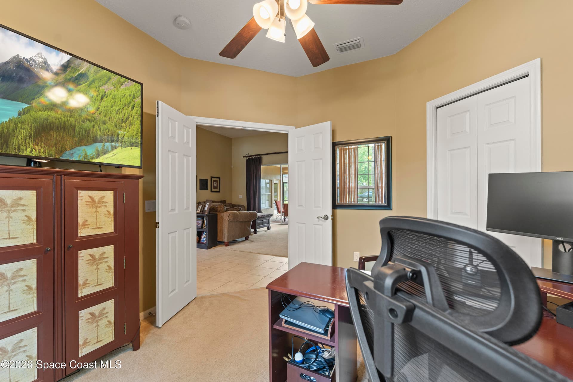 385 Tunbridge Drive photo 7