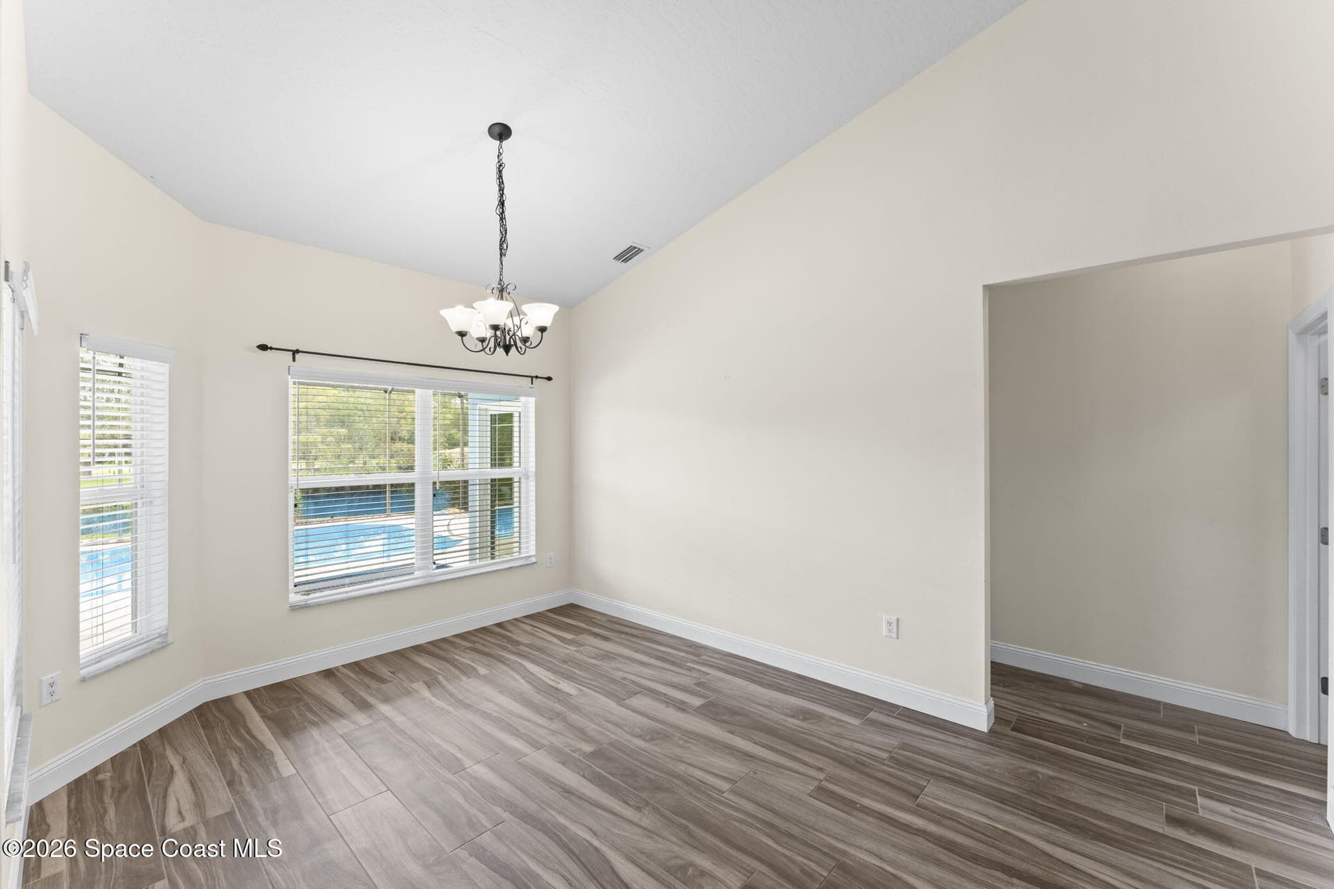 3685 Starlight Avenue photo 25
