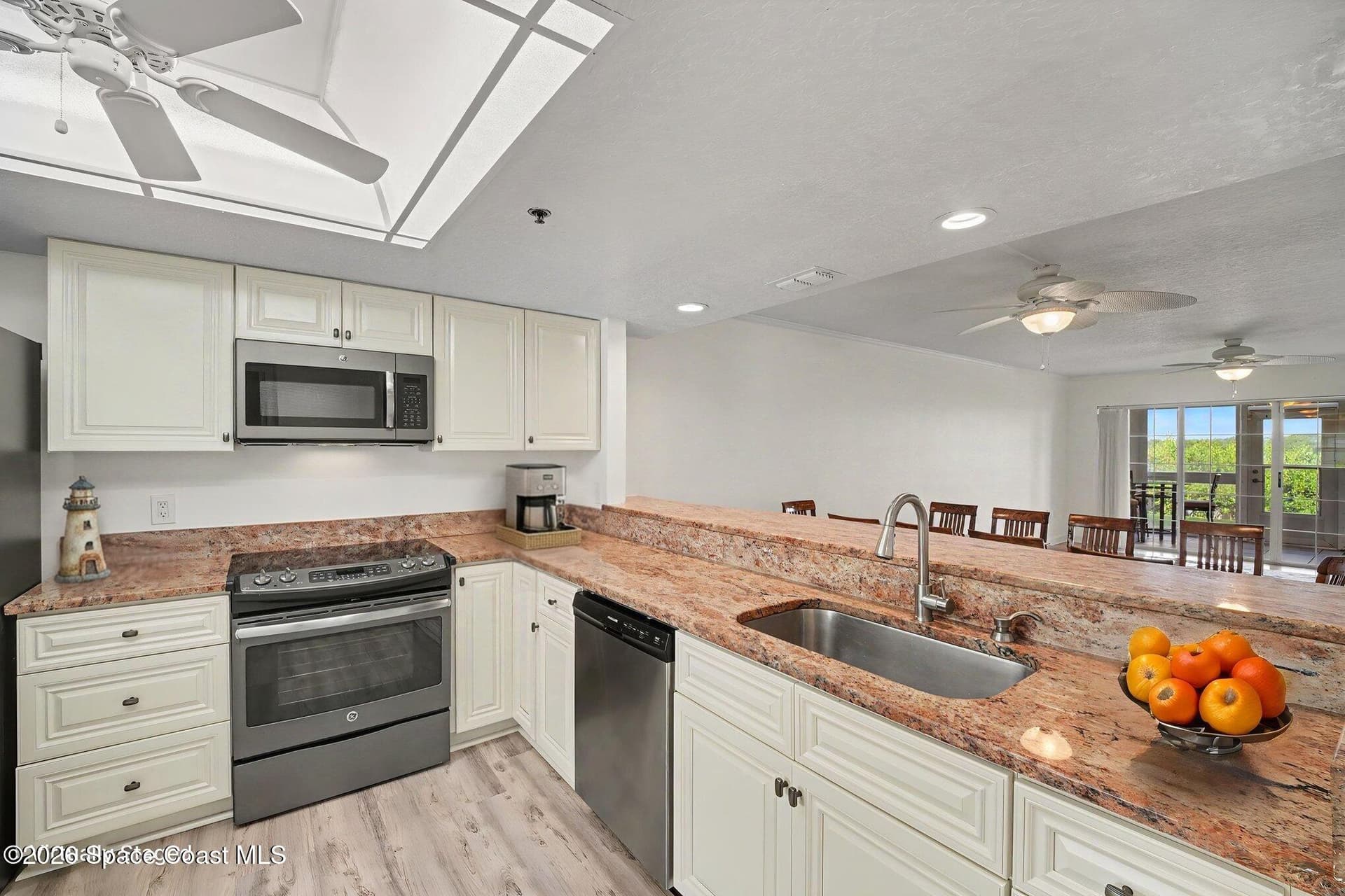 660 S Brevard Avenue 1513 photo 15