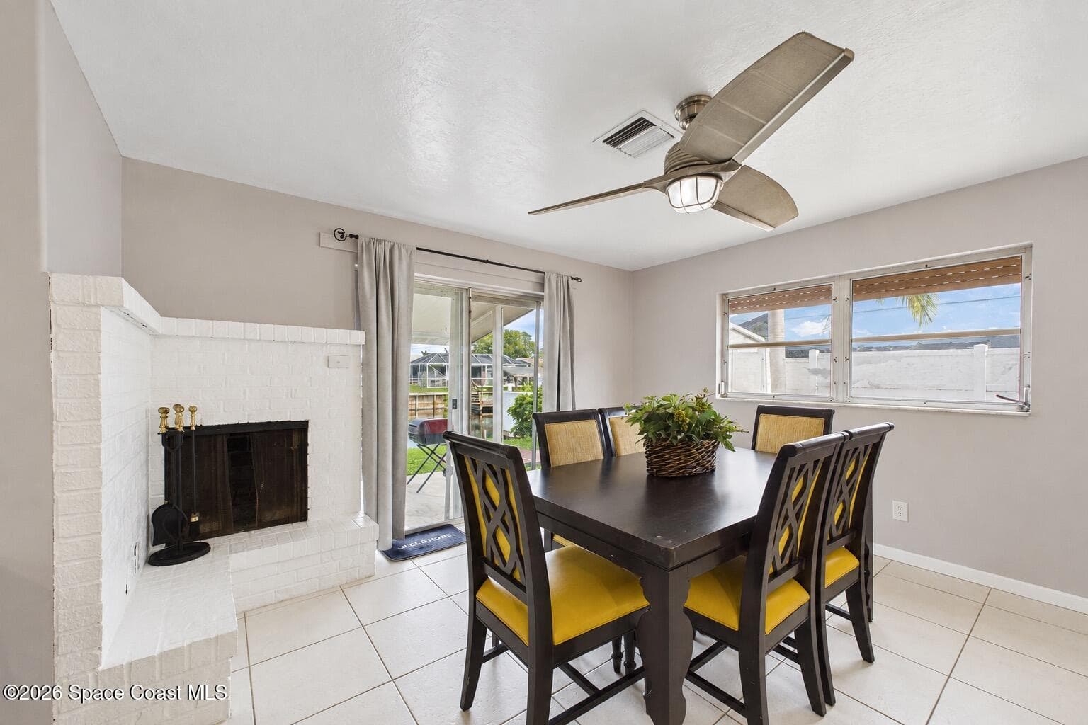 1570 Bream Street photo 19