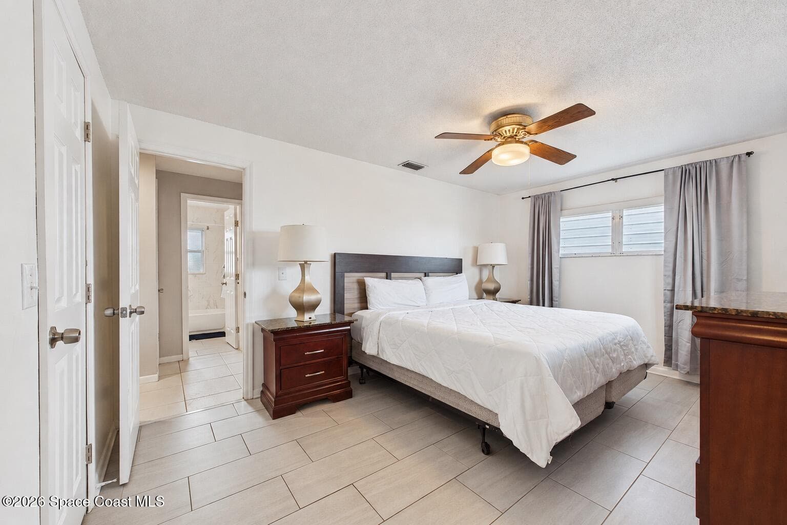 1570 Bream Street photo 21