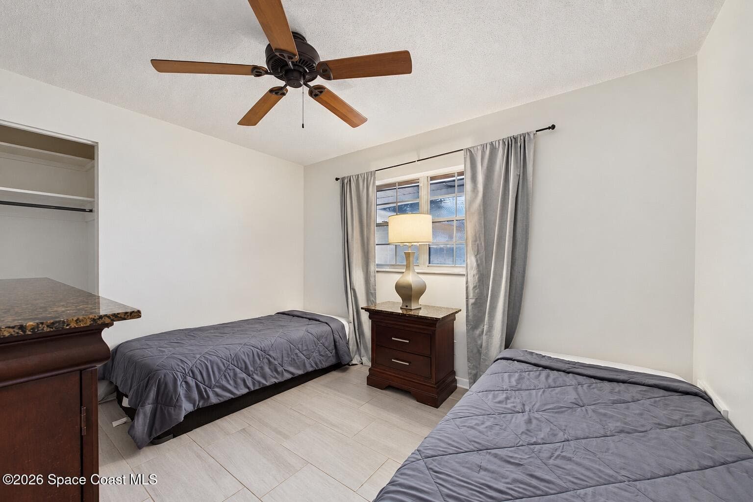1570 Bream Street photo 22
