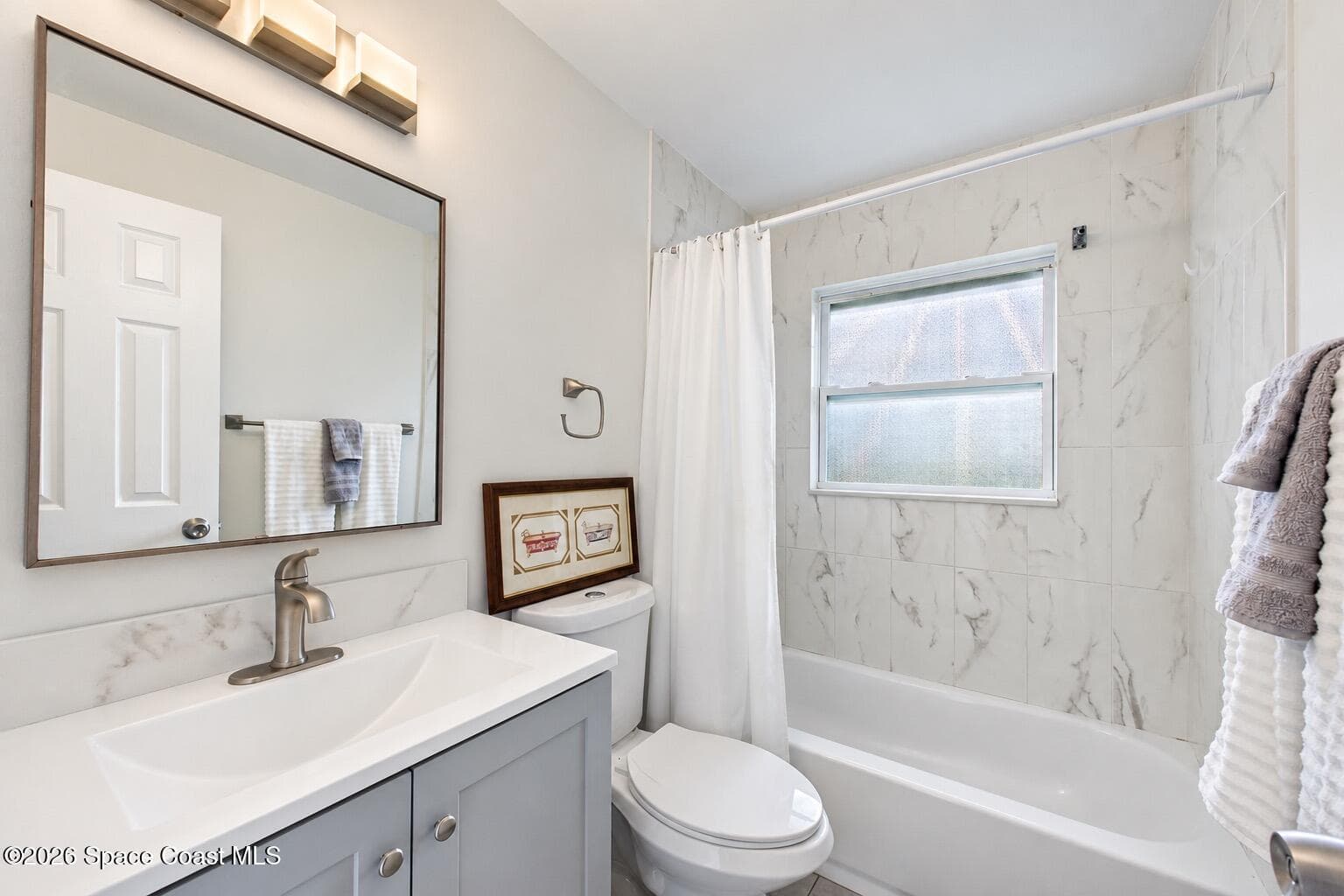 1570 Bream Street photo 24