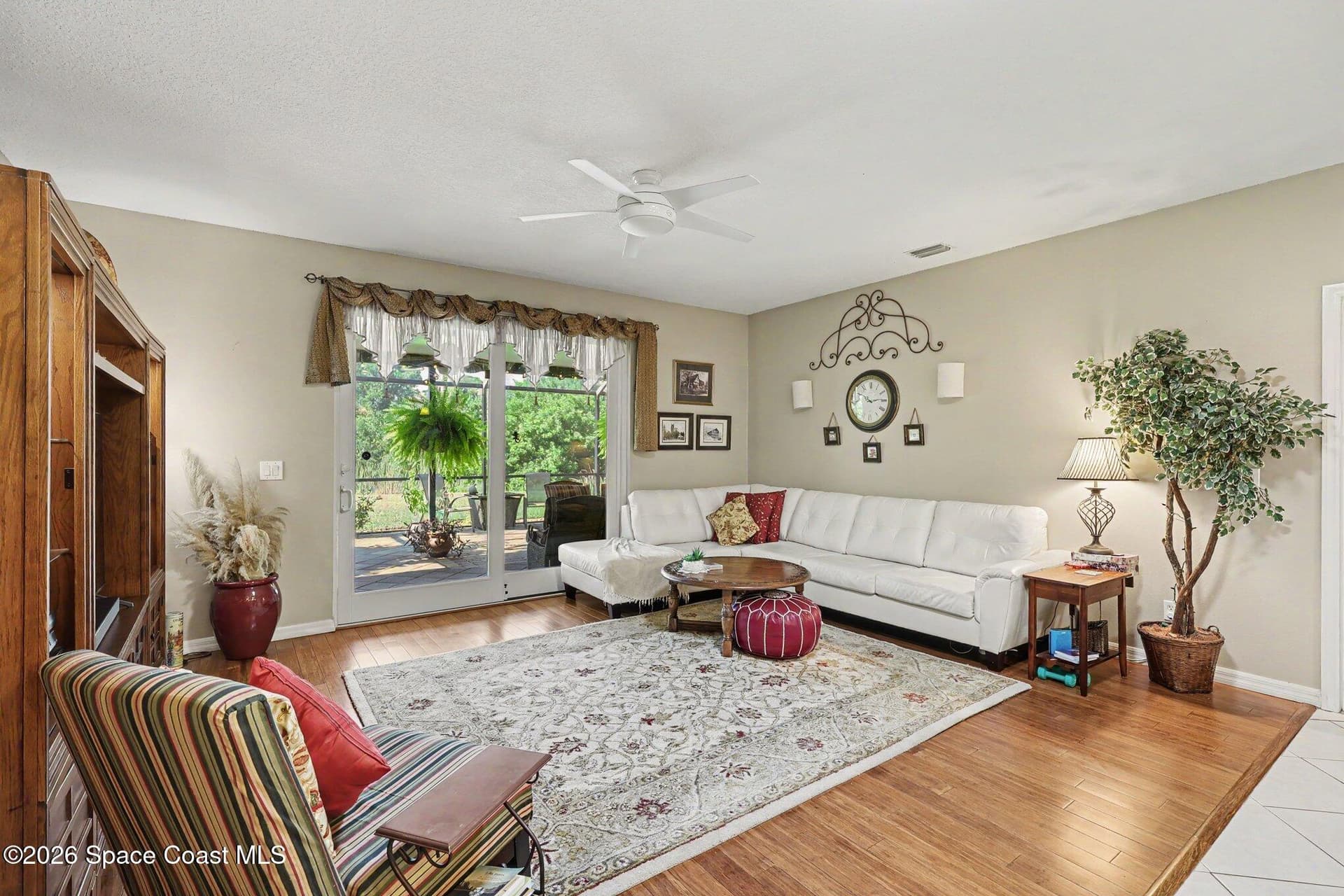 4942 Mandolin Court photo 8