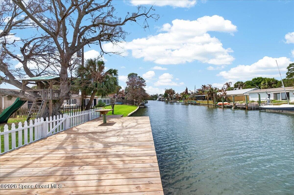 433 Blakey Boulevard photo 2