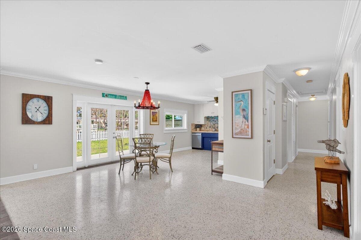 433 Blakey Boulevard photo 4