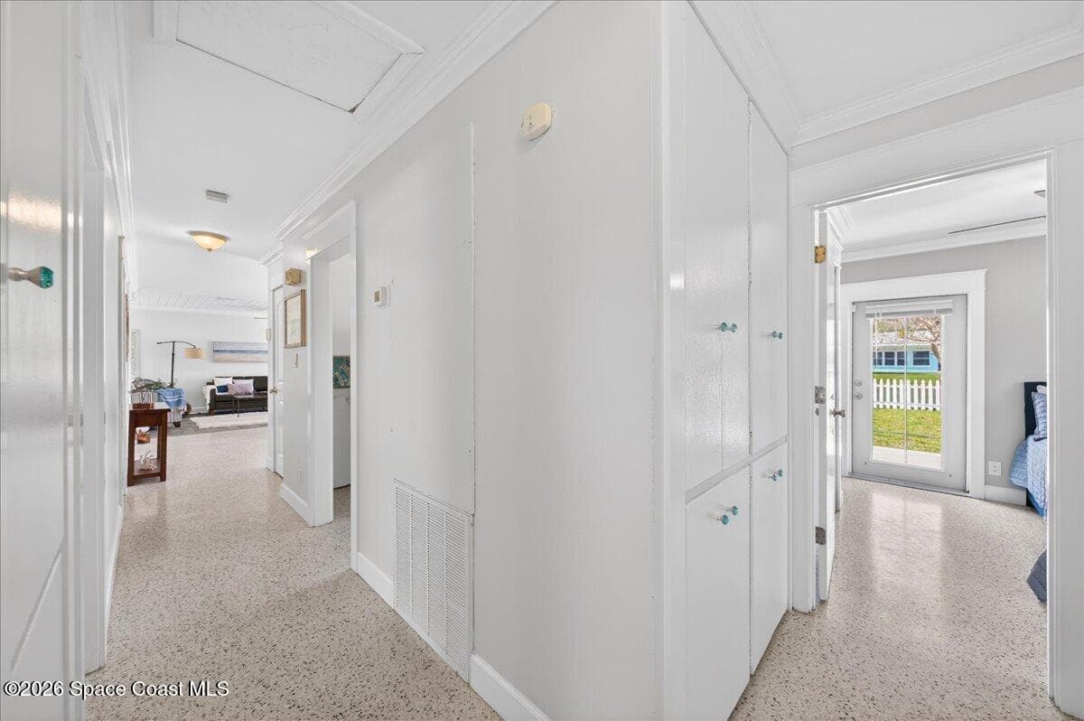 433 Blakey Boulevard photo 14
