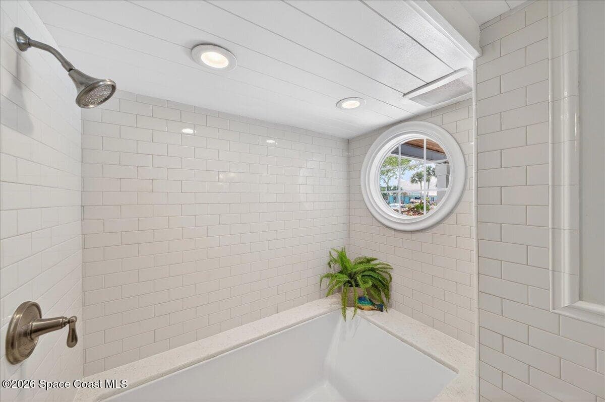 433 Blakey Boulevard photo 18