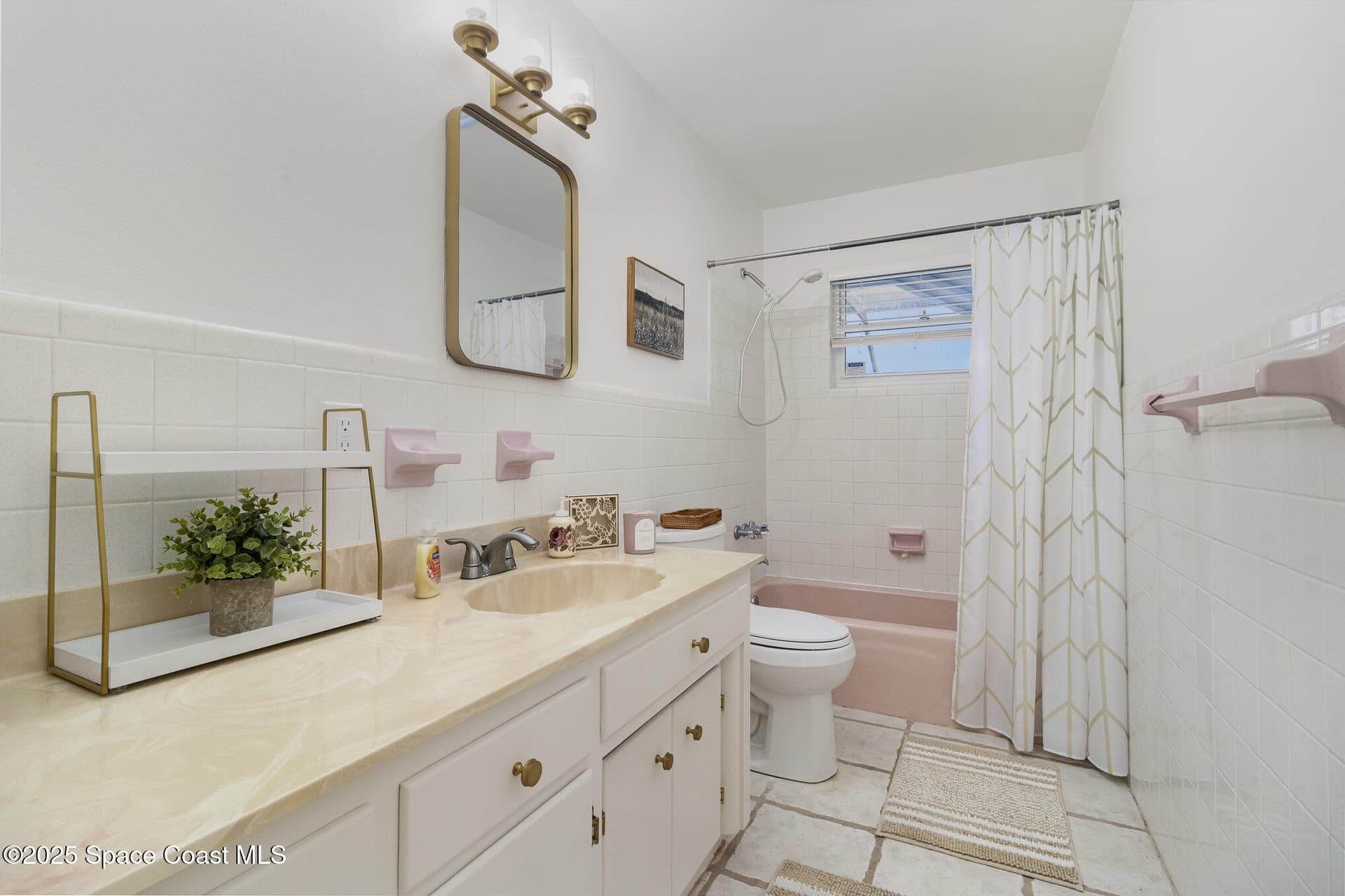 107 Deleon Road photo 13