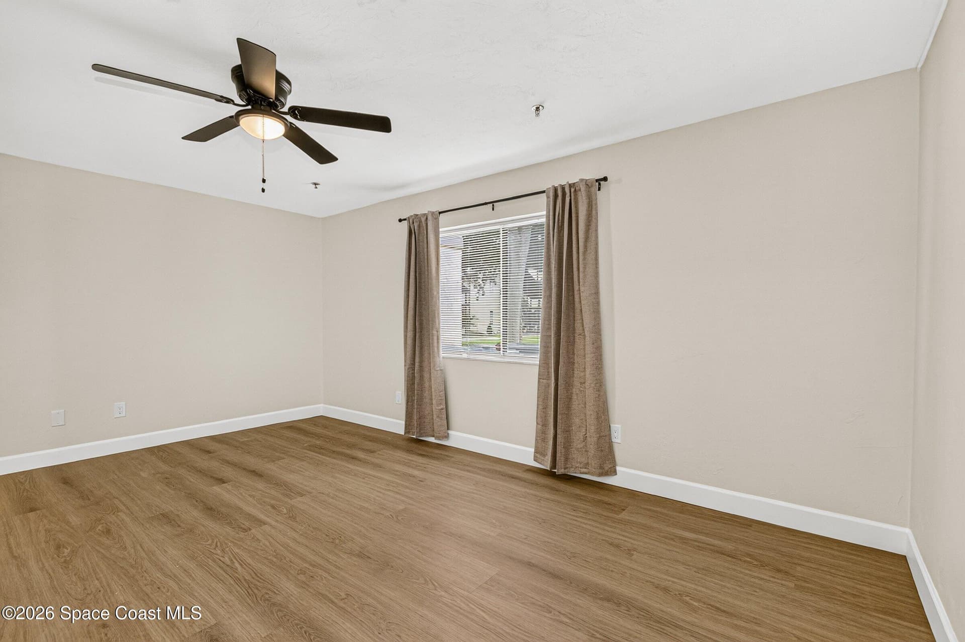 7821 Maplewood Drive 402 photo 25