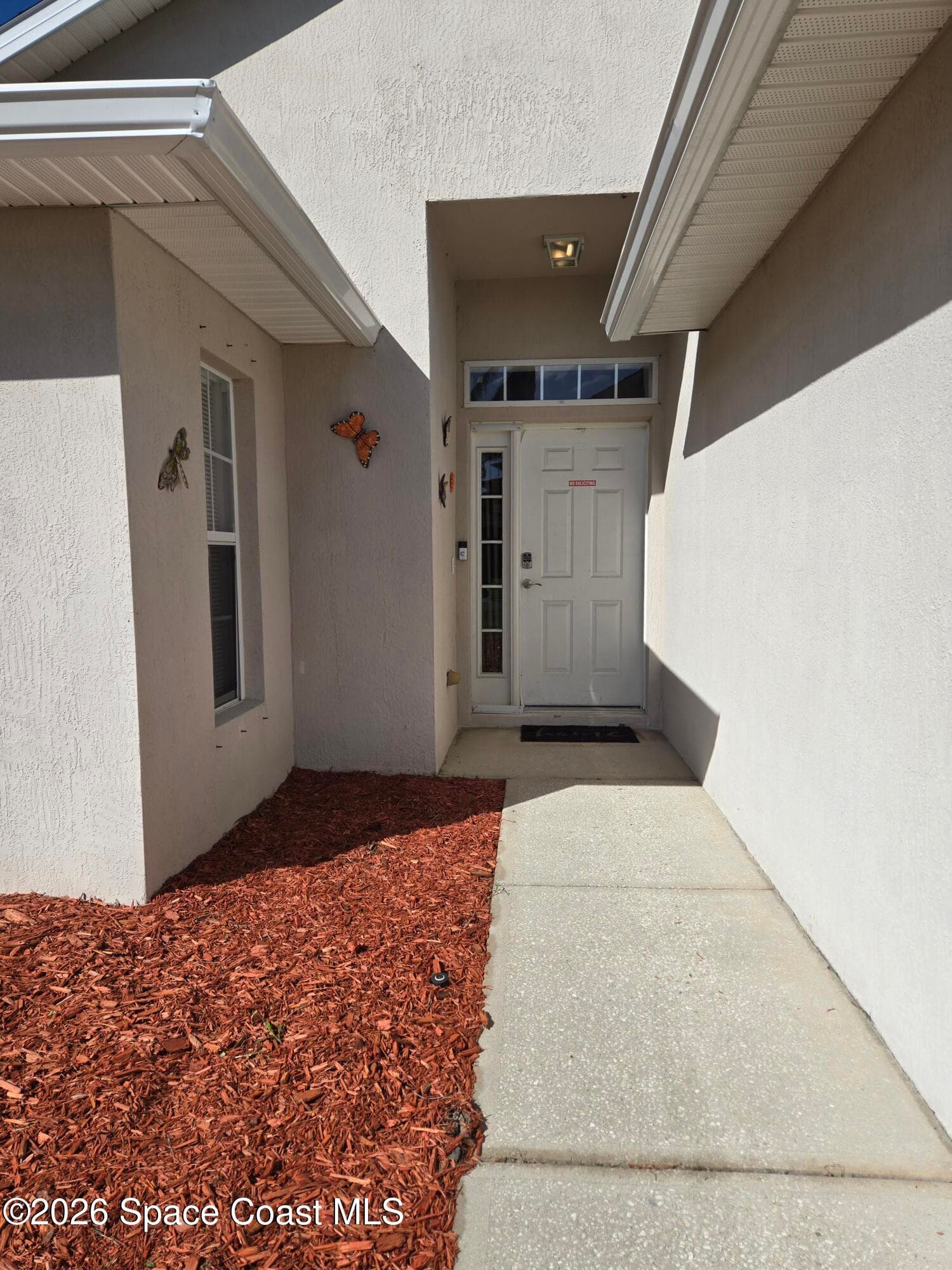 1172 Bainbury Lane photo 4