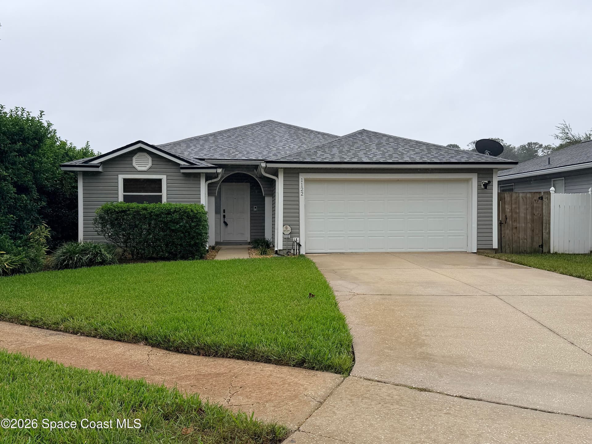 1122 Hidden Cove Circle N photo 1