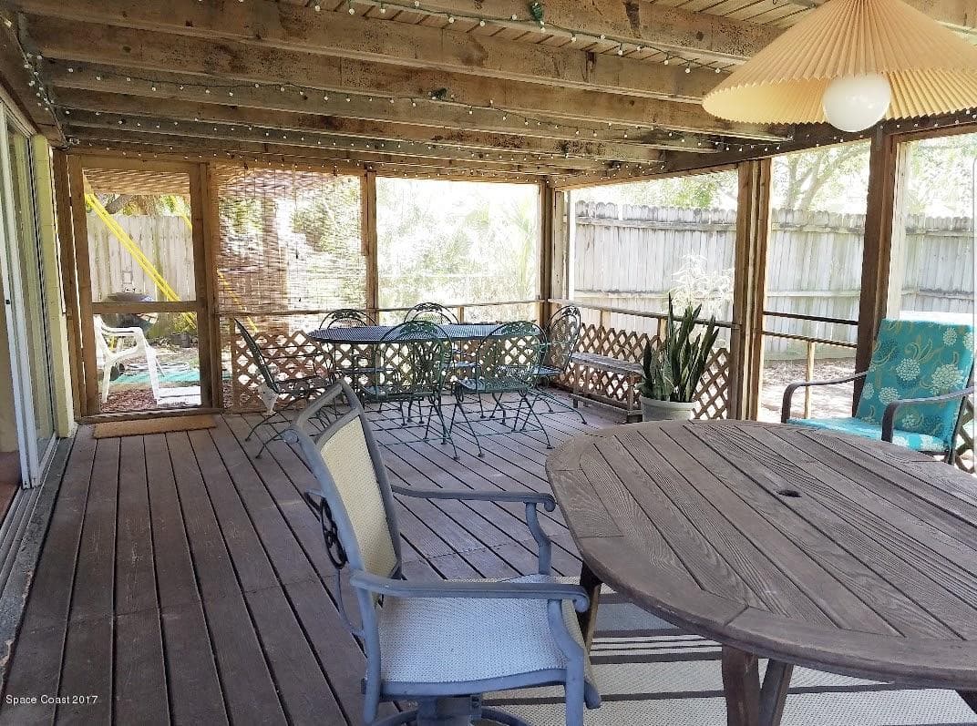 1095 Newfound Harbor Drive photo 9