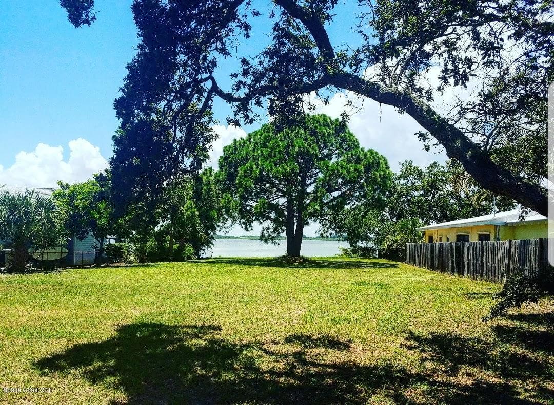 1095 Newfound Harbor Drive photo 23