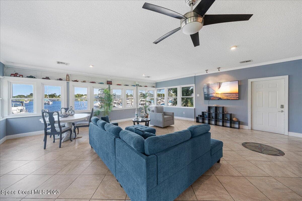 973 N Harbor City Boulevard photo 12