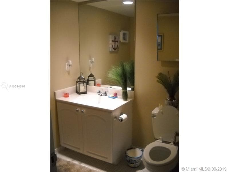 3901 S OCEAN DR 8L photo 14