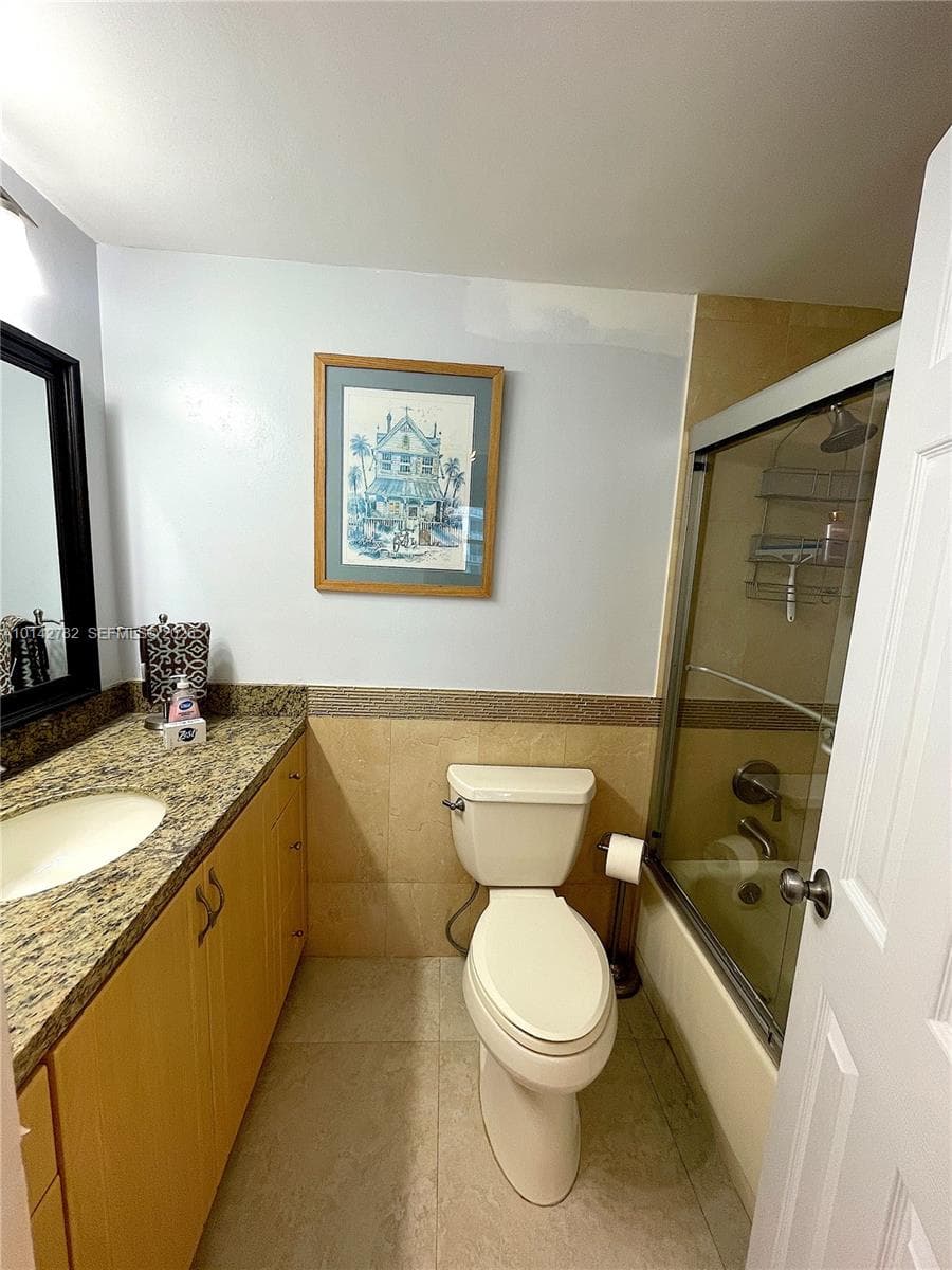 3505 S Ocean Dr 1415 photo 6