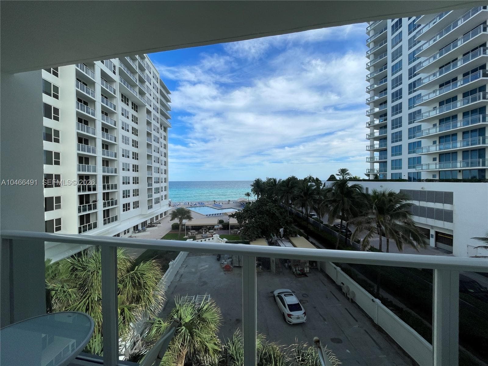 3505 S OCEAN DR 421 photo 9