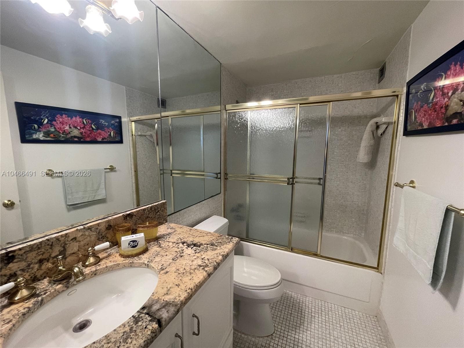 3505 S OCEAN DR 421 photo 8