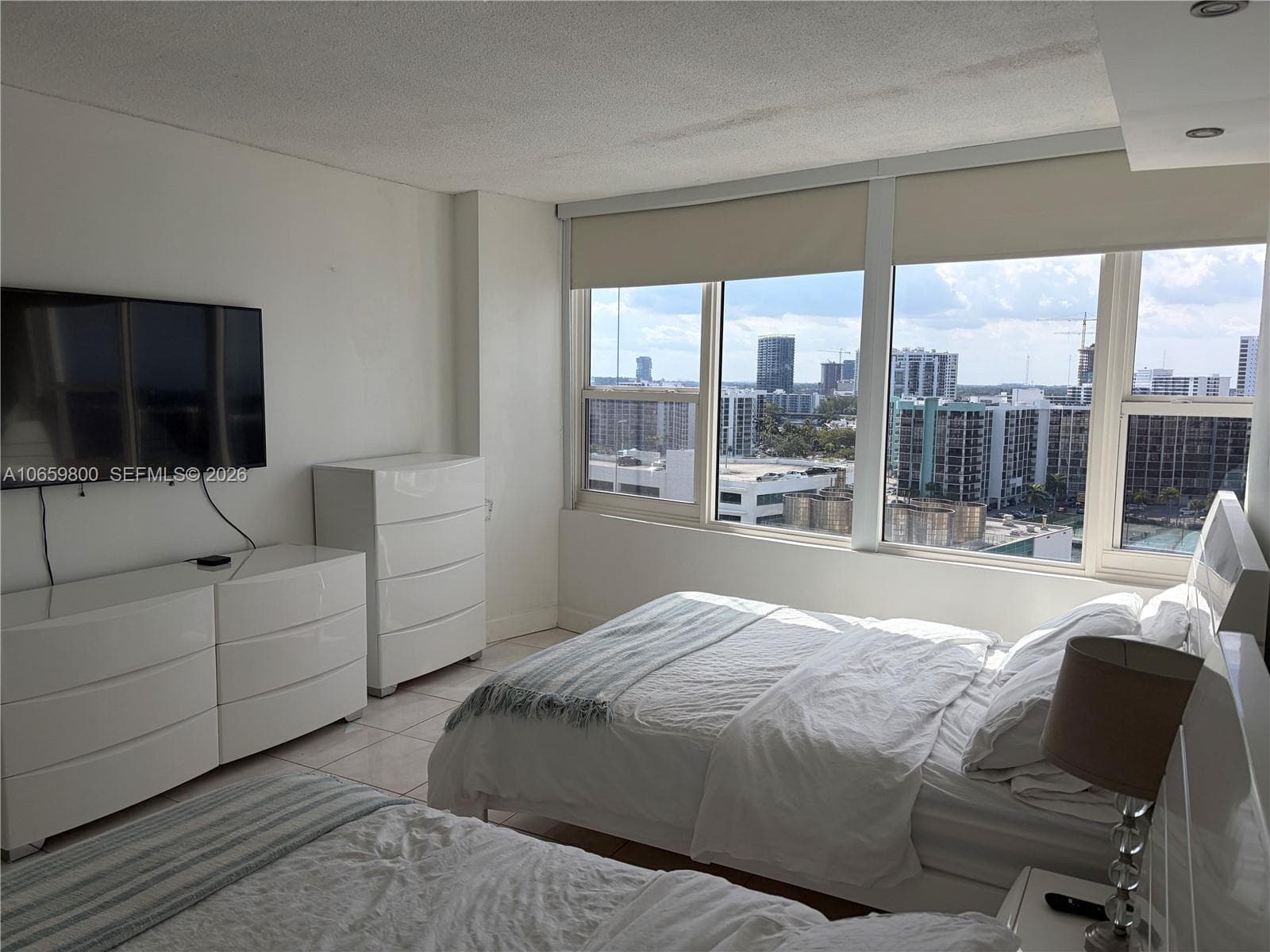 3505 S Ocean Dr 1403 photo 5